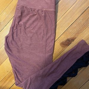 PINK Yoga Ultimate Leggings Size L